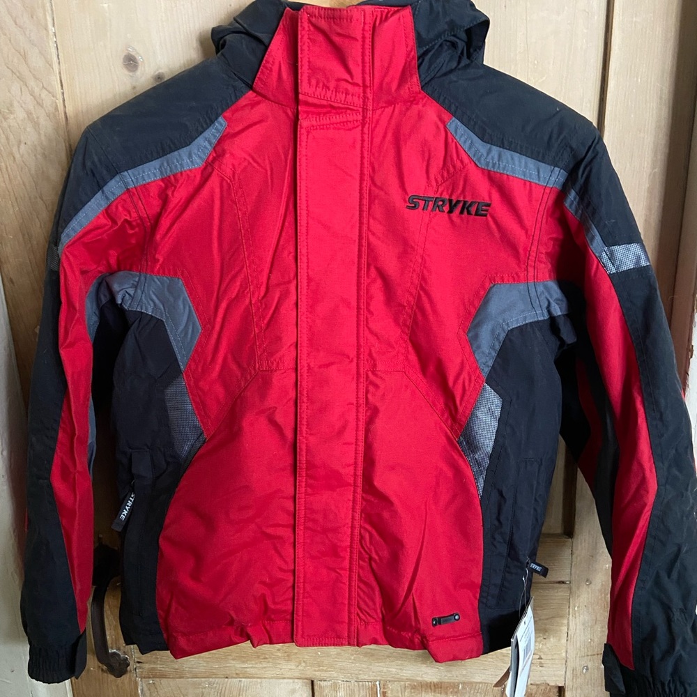 Spyder Stryke Boys ski jacket NWT size 12
